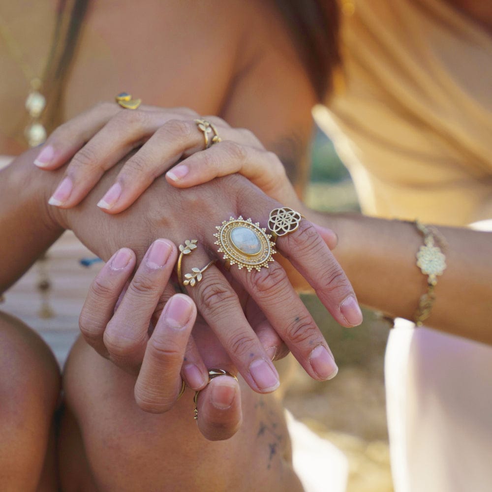 Lunar Sunbeam Ring